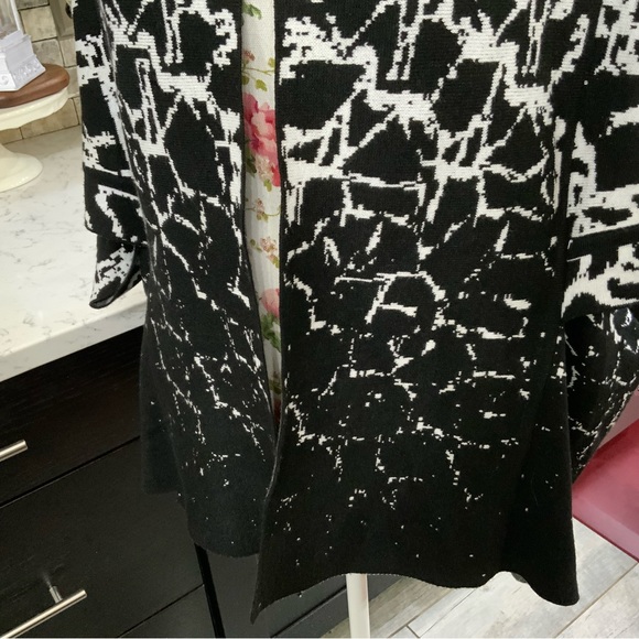 Ming Wang Relaxed Fit Open Front Kimono Cardigan Black White Small Medium New - Picture 2 of 13